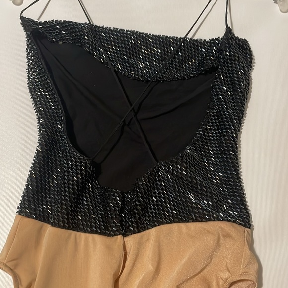 SAKS FIFTH AVENUE Bodysuit 4 - Picture 6 of 15